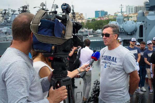 Сергей Светлов: «Дискуссия вокруг потолка зарплат - на пользу КХЛ. Но есть вопросы и по полу»