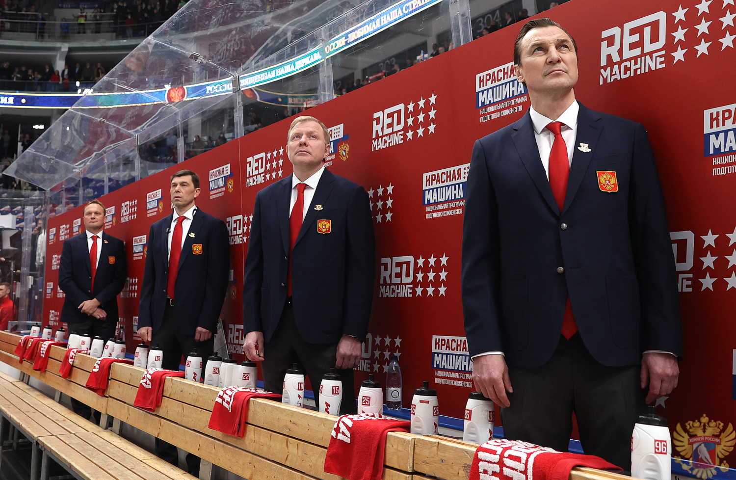 Виталий Давыдов: «Переживаю за сборную России, зачем комплектоваться как Дания или Норвегия?»