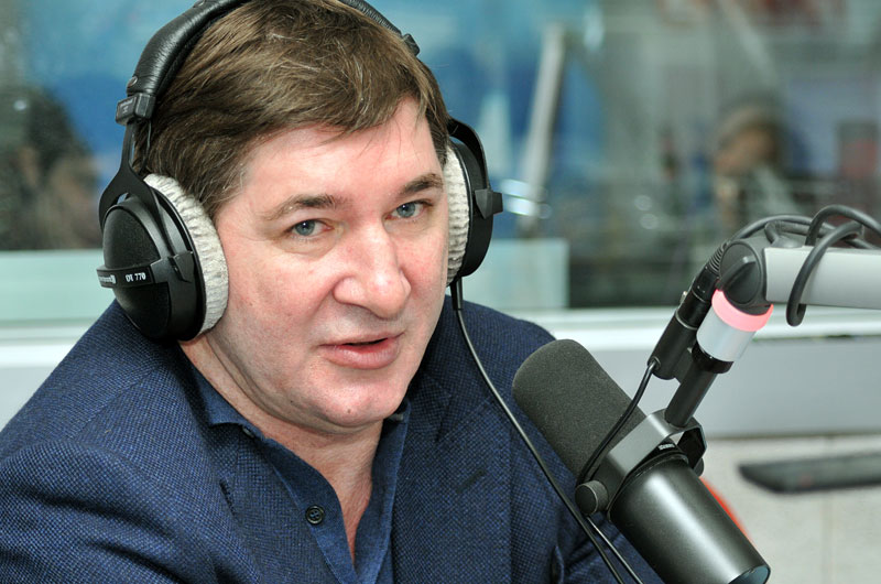 Александр Кожевников: «Зачем Быков занялся пиаром Хартли? Моя версия - готовит на Пекин, для сборной Канады» Александр Кожевников: «Зачем Быков занялся пиаром Хартли? Моя версия - готовит на Пекин, для сборной Канады»