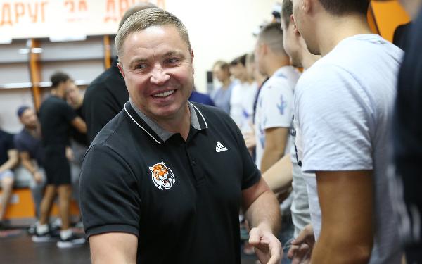 Александр Гулявцев: «В лагере «Амура» - 41 игрок, братья Зогорна прилетят после дерби с «Адмиралом»