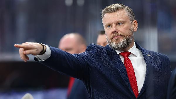 Дмитрий Рябыкин: «Матч звезд КХЛ напрашивался в Омске. Новосибирск ждет тяжелый сезон» Дмитрий Рябыкин: «Матч звезд КХЛ напрашивался в Омске. Новосибирск ждет тяжелый сезон»