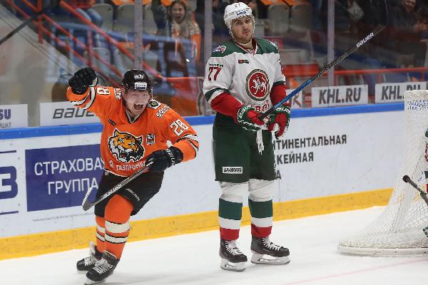 Денис Голубев: «Ак Барс» - фаворит плей-офф, но мы могли навязать ему борьбу»