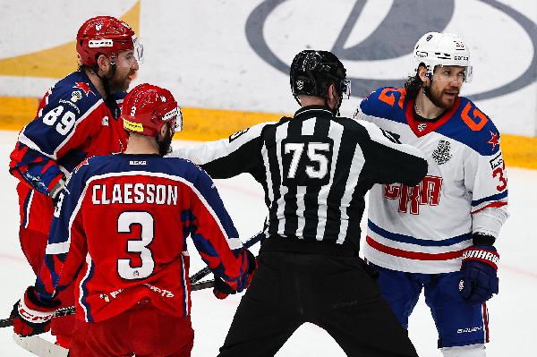 Юрий Карандин: «Полуфиналы плей-офф показали, что КХЛ нужны не судьи, а дроны»
