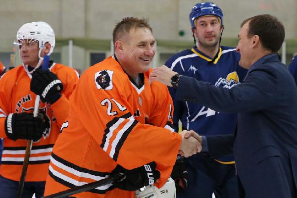 Александр Филиппенко: «В год 60-летия хабаровского хоккея «Амур» работает без отпусков»