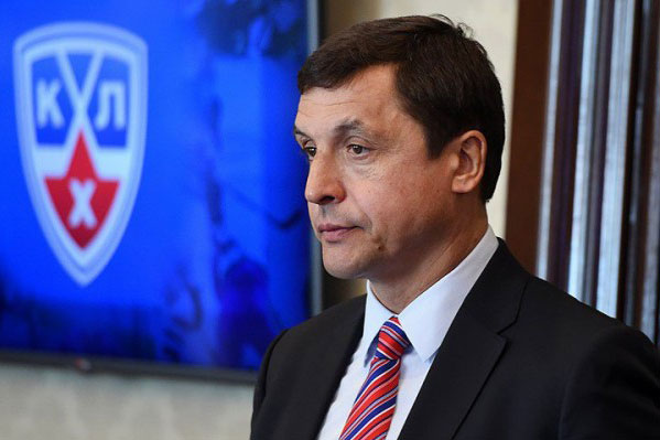 Валерий Каменский: «В НХЛ Юрьев день - за месяц до финиша чемпионата. КХЛ есть о чем подумать» Валерий Каменский: «В НХЛ Юрьев день - за месяц до финиша чемпионата. КХЛ есть о чем подумать»