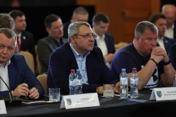 Василий Филипенко: «У «Югры» новые тренеры и новый состав, но задача на сезон прежняя - Кубок Петрова» Василий Филипенко: «У «Югры» новые тренеры и новый состав, но задача на сезон прежняя - Кубок Петрова»