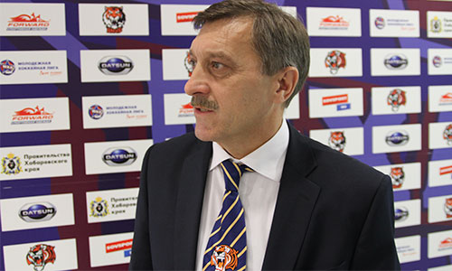 Александр Блинов: «Для «Амура» лучше одно восьмиматчевое турне, чем четыре выезда по две игры» Александр Блинов: «Для «Амура» лучше одно восьмиматчевое турне, чем четыре выезда по две игры»